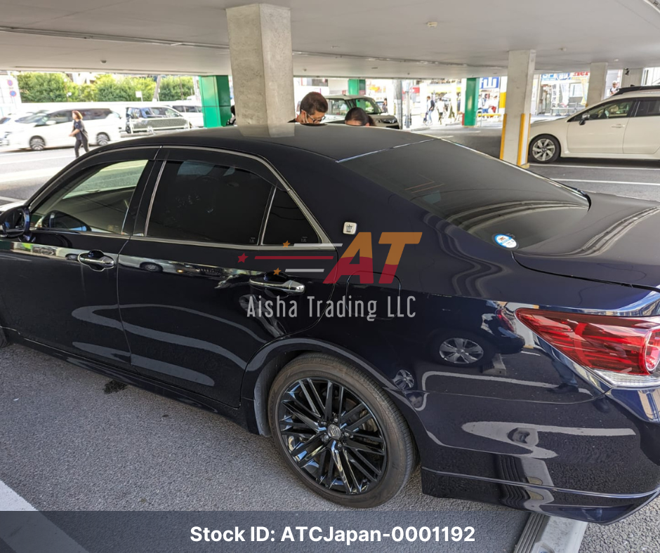 2017 Toyota Crown